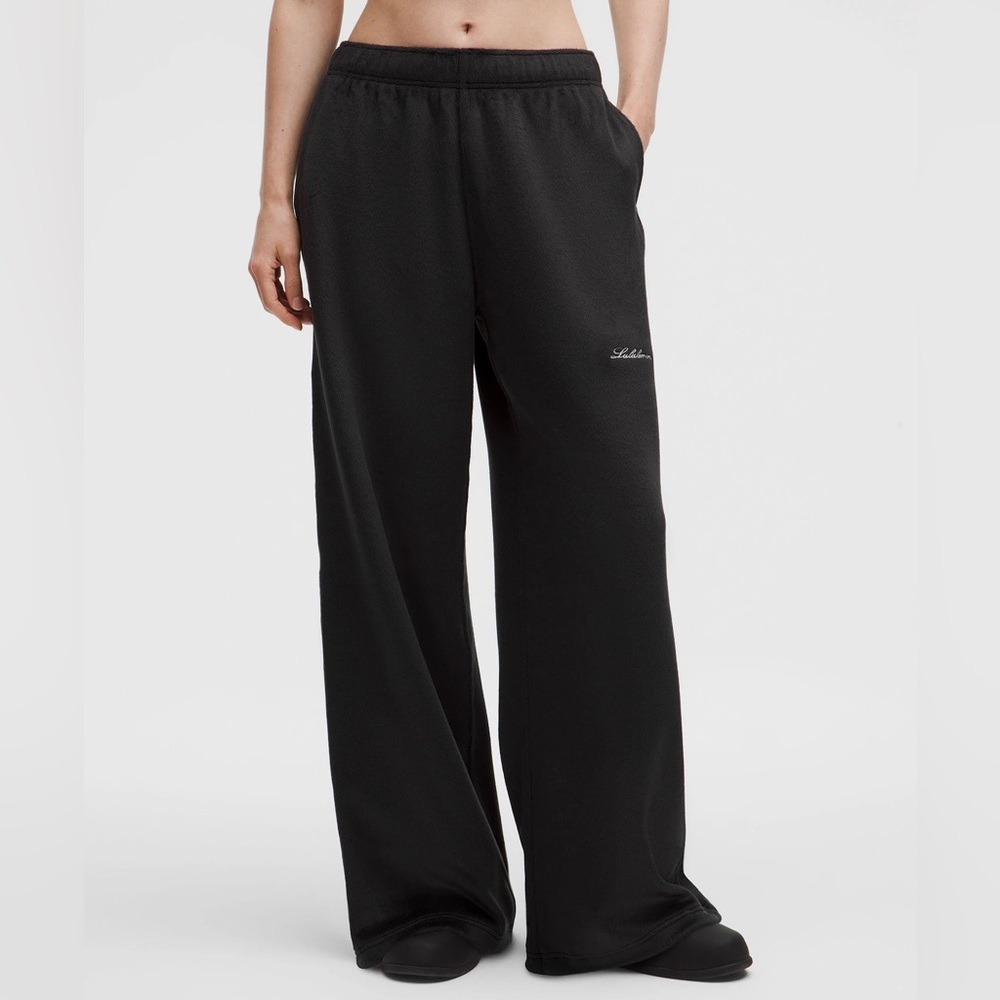 Lululemon Plush Velour Mid-Rise Pant